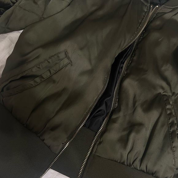 Olive green jacket - Picture 2 of 5